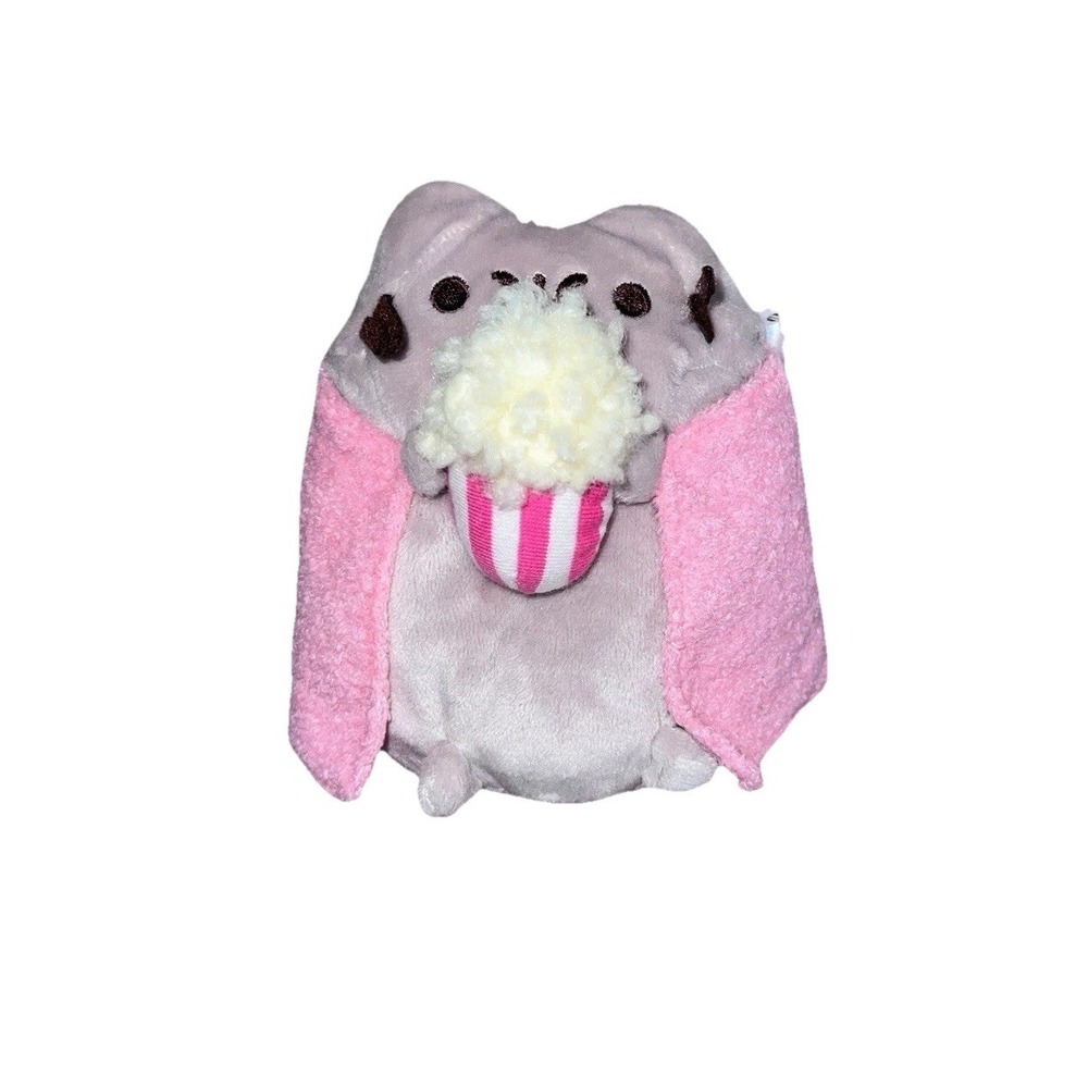Pusheen Cat Mini Movie Night Plush Popcorn Blanket